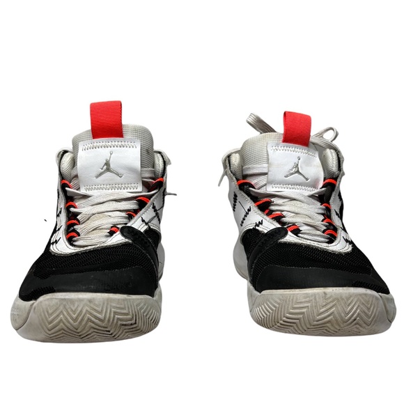 Nike Air Jordan Jumpman Shoes Boys White Blac BQ3451-100 Mid Top Sneaker Sz 6.5 - Picture 2 of 10